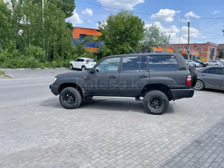 Toyota Land Cruiser 2005 года за 9 500 000 тг. в Караганда – фото 2