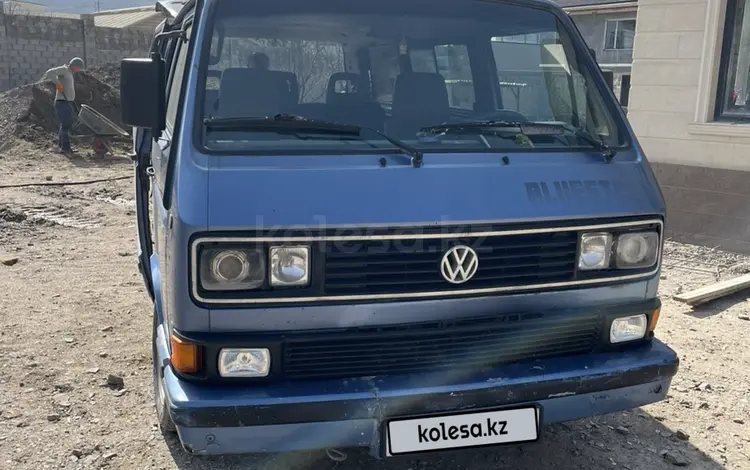 Volkswagen Multivan 1990 годаүшін1 800 000 тг. в Алматы