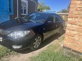 Toyota Camry 2005 года за 5 200 000 тг. в Урджар – фото 3