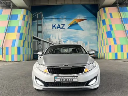 Kia K5 2010 года за 6 400 000 тг. в Семей