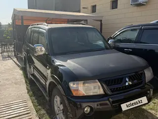 Mitsubishi Pajero, 2005