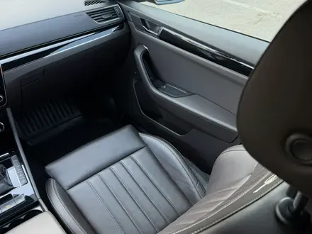 Skoda Superb 2020 года за 14 500 000 тг. в Караганда – фото 42