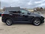 Hyundai Santa Fe 2016 года за 7 300 000 тг. в Уральск – фото 3