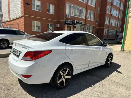 Hyundai Accent 2014 года за 5 200 000 тг. в Уральск – фото 3