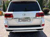 Toyota Land Cruiser 2016 годаүшін39 000 000 тг. в Алматы – фото 5