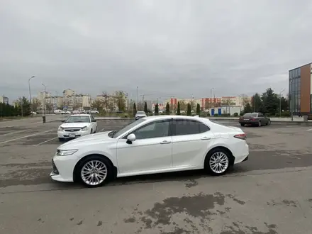 Toyota Camry 2019 года за 13 500 000 тг. в Алматы – фото 6