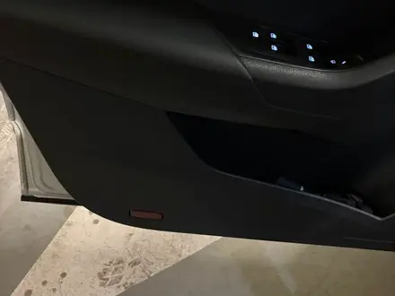 Skoda Karoq 2024 года за 14 000 000 тг. в Алматы – фото 9