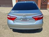 Toyota Camry 2016 года за 6 500 000 тг. в Уральск – фото 4