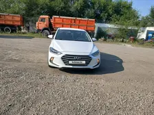 Hyundai Elantra, 2017