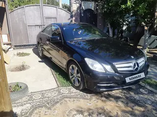 Mercedes-Benz E-Class, 2012