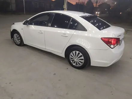 Chevrolet Cruze 2013 года за 2 300 000 тг. в Шымкент