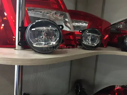 Туманки LED Toyota Camry 50 за 15 000 тг. в Костанай