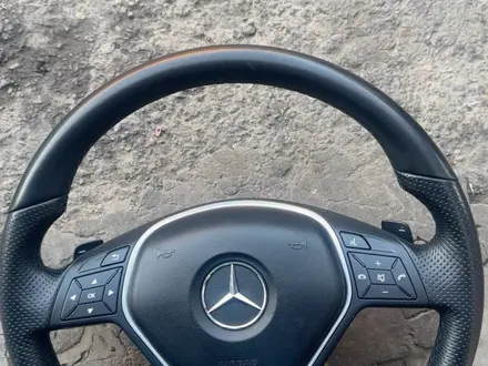 Руль Mercedes за 90 000 тг. в Алматы