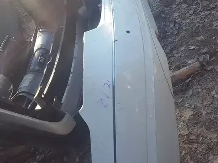 Бампера W212 mercedes за 100 тг. в Шымкент