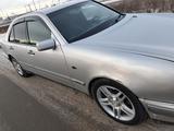 Mercedes-Benz E 280 1997 года за 3 060 793 тг. в Астана – фото 3