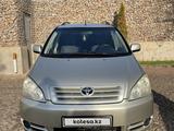 Toyota Avensis Verso 2001 года за 3 500 000 тг. в Шымкент