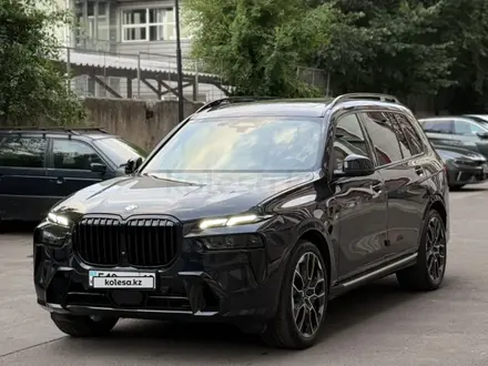 BMW X7 2025 года за 67 000 000 тг. в Астана – фото 2