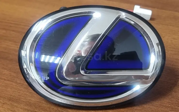 Lexus RX значок крышки багажника Toyota 75403-48050 за 35 000 тг. в Костанай