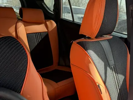 Toyota RAV4 2016 года за 11 000 000 тг. в Актобе – фото 6