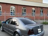 Volkswagen Jetta 2004 года за 1 750 000 тг. в Алматы – фото 5