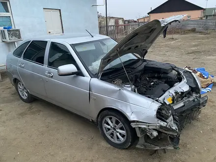 ВАЗ (Lada) Priora 2172 2014 года за 1 000 000 тг. в Атырау – фото 2