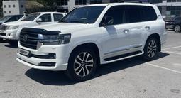 Toyota Land Cruiser 2017 года за 27 500 000 тг. в Актау