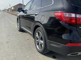 Hyundai Santa Fe 2015 года за 5 400 000 тг. в Атырау – фото 3