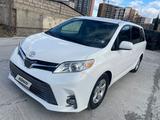 Toyota Sienna 2015 годаfor10 500 000 тг. в Актау – фото 2