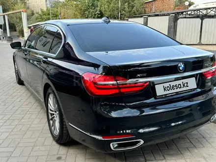 BMW 740 2018 года за 21 999 000 тг. в Алматы – фото 3