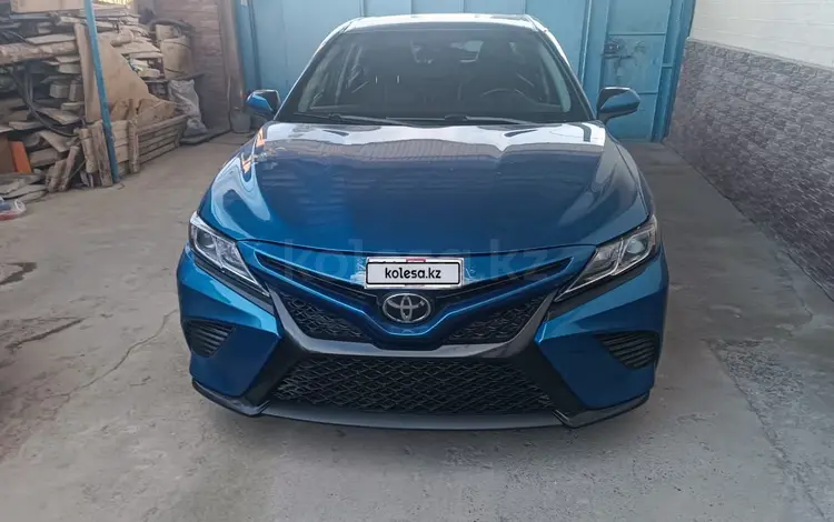 Toyota Camry 2017 годаүшін7 700 000 тг. в Шымкент