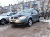 Volkswagen Touran 2003 года за 4 300 000 тг. в Костанай – фото 4