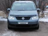 Volkswagen Touran 2003 года за 4 300 000 тг. в Костанай – фото 5