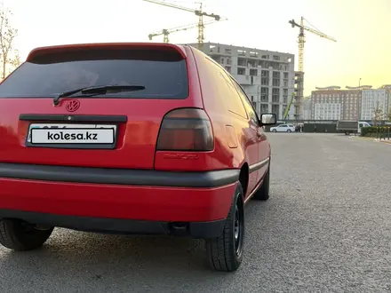 Volkswagen Golf 1994 года за 1 400 000 тг. в Астана – фото 5