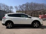 Toyota RAV4 2016 года за 10 500 000 тг. в Алматы