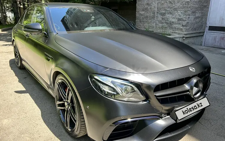 Mercedes-Benz E 63 AMG 2017 годаfor45 000 000 тг. в Алматы