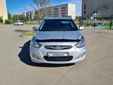 Hyundai Solaris 2013 года за 4 200 000 тг. в Кокшетау – фото 2
