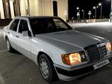 Mercedes-Benz E 230 1990 года за 1 950 000 тг. в Кызылорда – фото 2