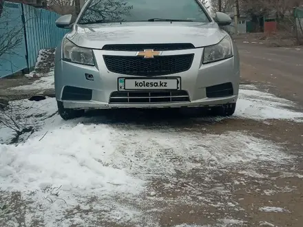 Chevrolet Cruze 2011 года за 3 100 000 тг. в Алматы – фото 2