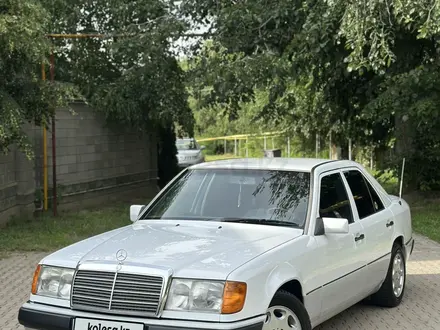 Mercedes-Benz E 230 1990 года за 2 300 000 тг. в Алматы – фото 8
