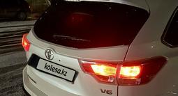 Toyota Highlander 2014 года за 14 500 000 тг. в Экибастуз