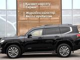 Toyota Land Cruiser Premium+ 2023 года за 63 000 000 тг. в Тараз – фото 3