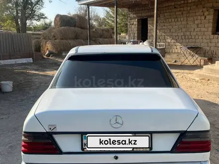 Mercedes-Benz E 230 1991 года за 1 700 000 тг. в Тараз – фото 4