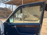 Mercedes-Benz E 230 1991 годаfor1 450 000 тг. в Жанатас – фото 5