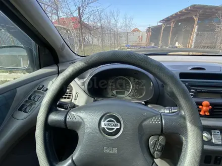 Nissan Tino 2001 года за 3 100 000 тг. в Алматы – фото 11