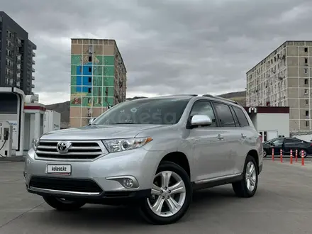 Toyota Highlander 2012 года за 9 800 000 тг. в Актобе