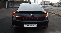 Hyundai Sonata 2019 годаfor11 200 000 тг. в Шымкент – фото 2