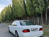 Mercedes-Benz E 320 2001 годаfor5 500 000 тг. в Астана – фото 5