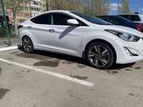 Hyundai Elantra 2014 года за 6 990 000 тг. в Астана – фото 3