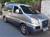 Hyundai Starex 2004 годаүшін3 000 000 тг. в Алматы