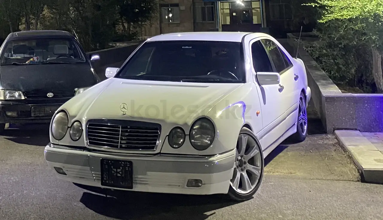Mercedes-Benz E-Class, 1996